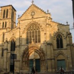 Eglise Saint-Pierre - Церковь Святого Пьера 